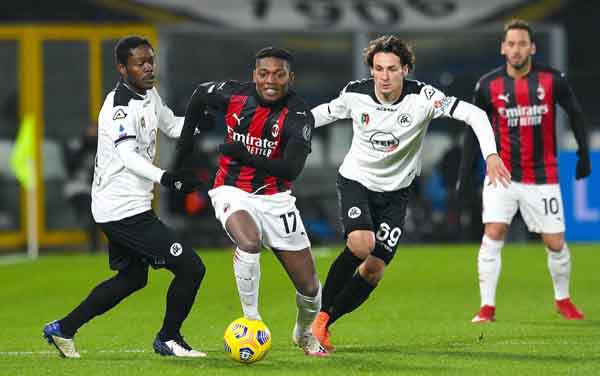 Nhận định Soi Kèo AC Milan vs Spezia: Bám đuổi ngôi đầu