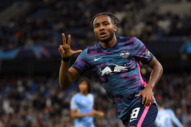 Chuyển nhượng cầu thủ Ngoại hạng Anh