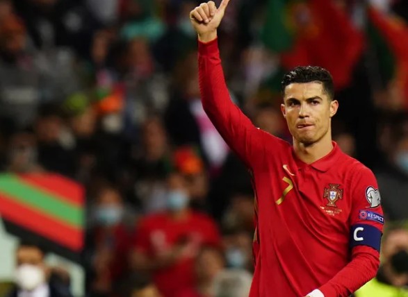 Ronaldo cùng tuyển Bồ Đào Nha mở toang cánh cửa đến World Cup 2022