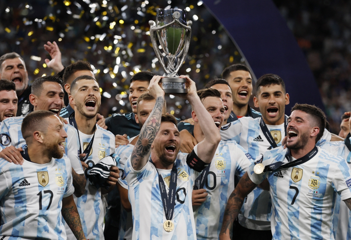 Argentina thắng đậm Italia, Messi có thêm danh hiệu cùng ĐTQG